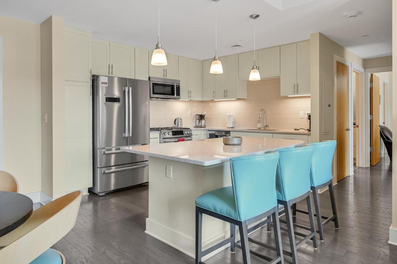 45 Asheland Avenue Unit 406 *