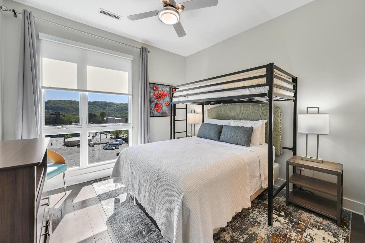 45 Asheland Avenue Unit 406 Holiday home Asheville